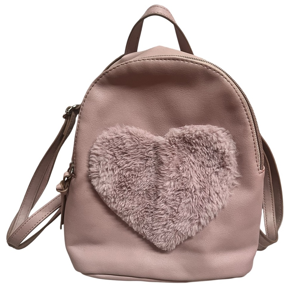 Muave Soft Heart mini backpack 💟